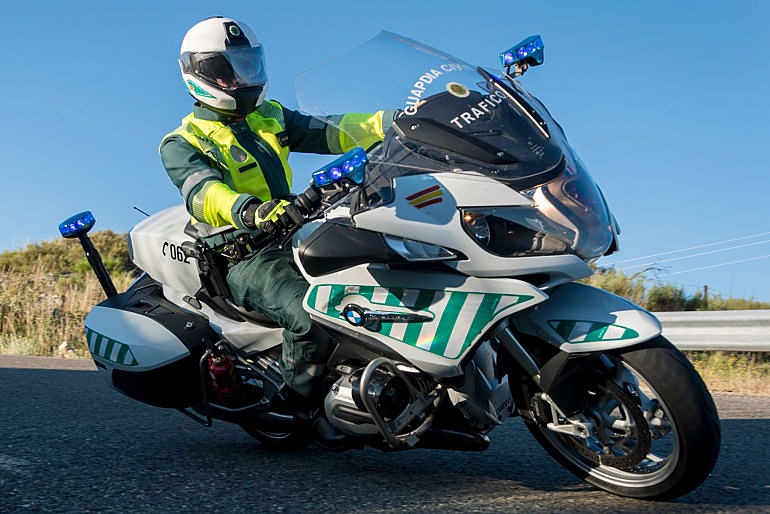 Especialidades Guardia Civil - Formación para opositores de Policía Nacional y Guardia Civil | Academia Centro 12 Academia Centro en Alicante, formación para oposiciones de Policía Nacional y Guardia Civil, acceso físico y temario para preparación