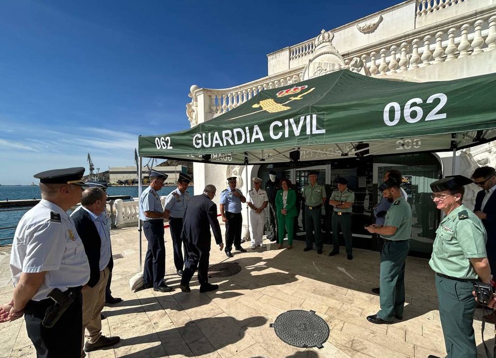 Academia Centro en Alicante, formación para oposiciones de Policía Nacional y Guardia Civil, acceso físico y temario para preparación
