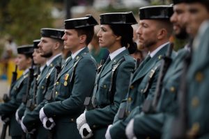 Academia Centro en Alicante, formación para oposiciones de Policía Nacional y Guardia Civil, acceso físico y temario para preparación